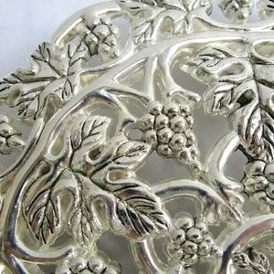 New Silver Plated Grapevine Trivet-Godinger Silver Art